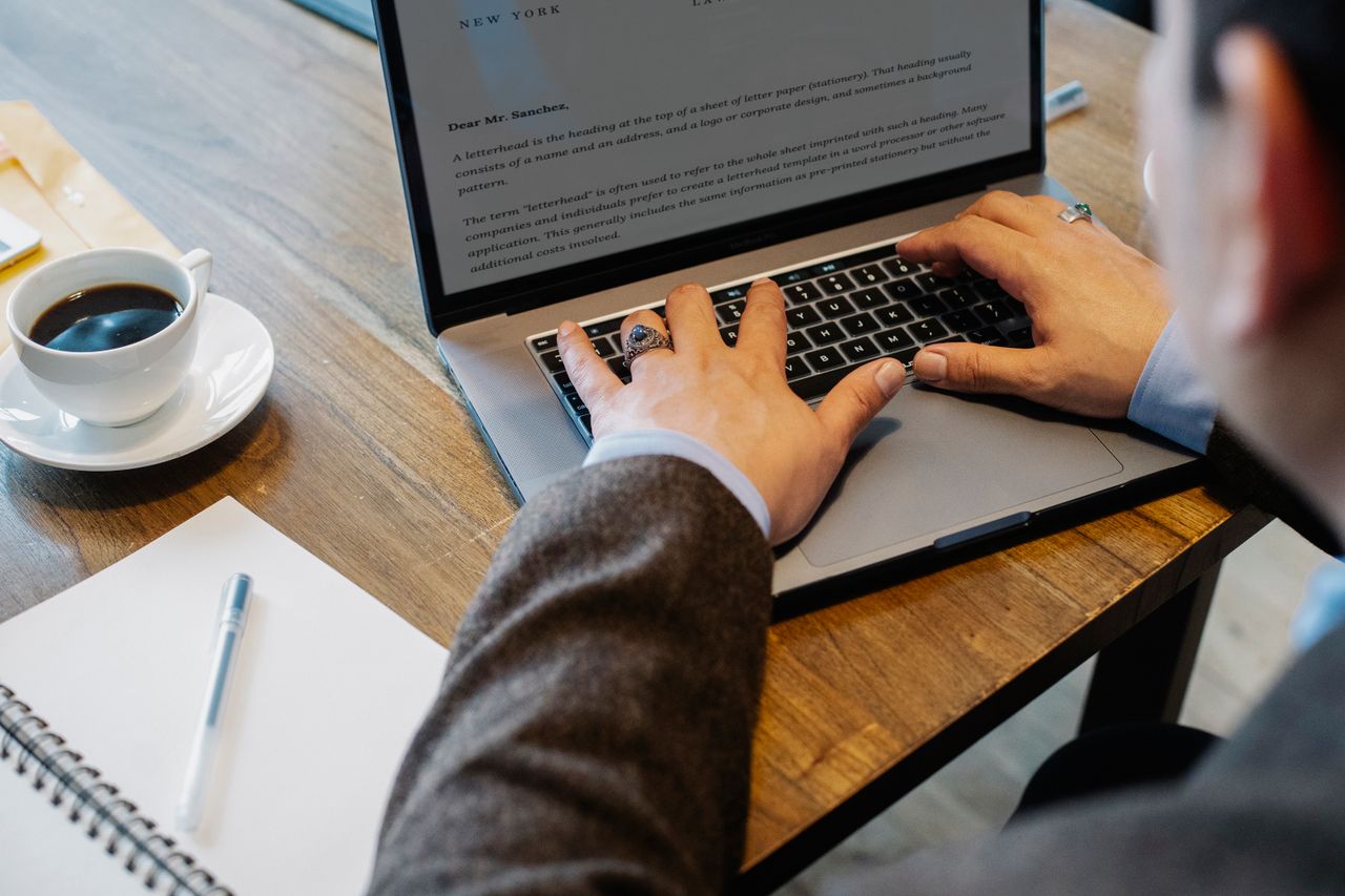 Rédiger un mail d’erratum efficace